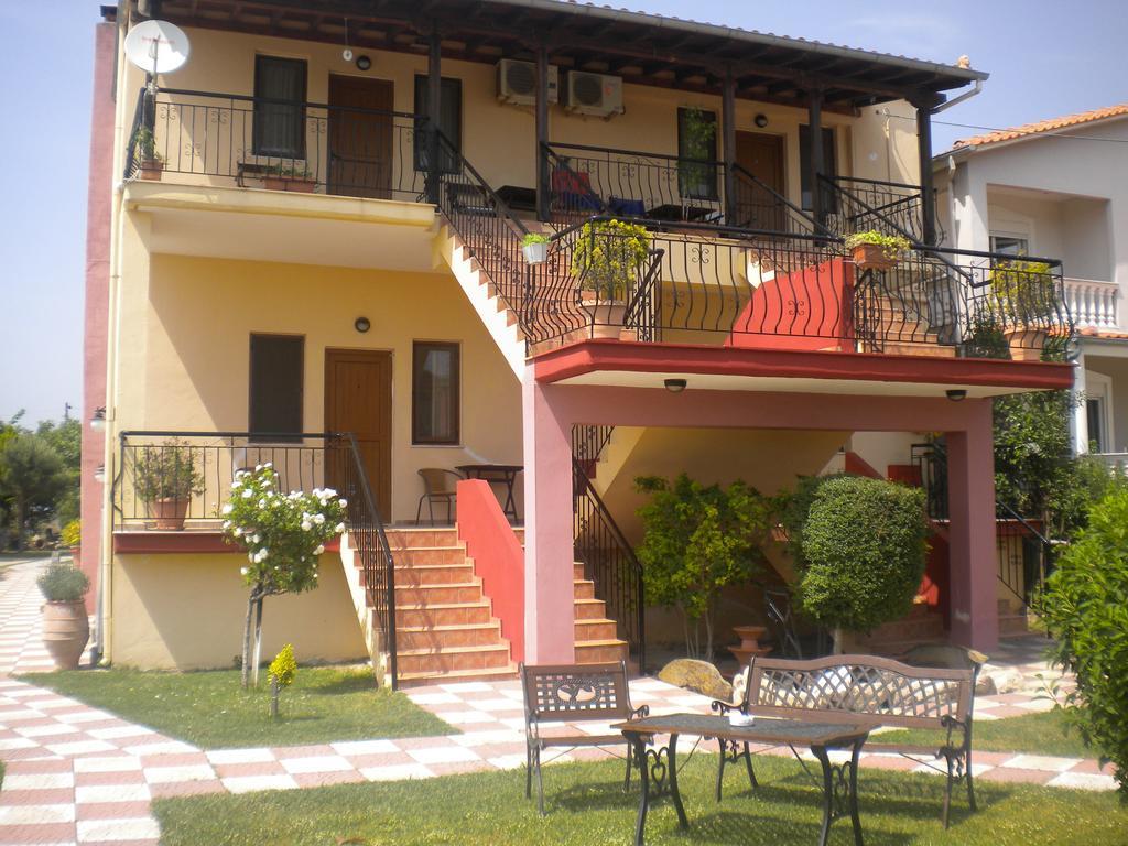 Porto Lagos Rooms Eksteriør bilde